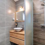 Apartment Deluxe *