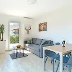 Apartment Deluxe